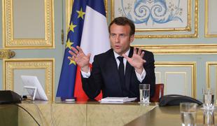 Francija v boj s četrtim valom: kazni za podjetja od 1.500 evrov