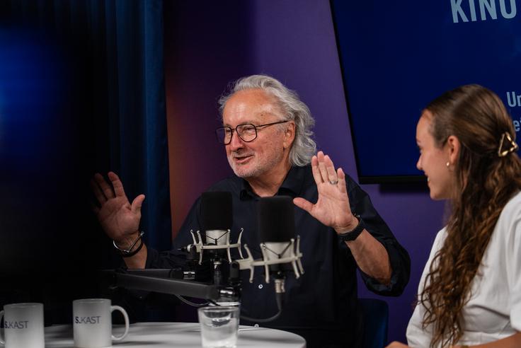 "Vojaki, ki so bili statisti, so bili najboljši statisti, kar sem jih kdaj imel." | Foto: Luka Petrič