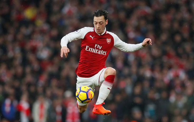 Obstajala naj bi velika možnost, da se Mesut Özil že pozimi vrne v Španijo. | Foto: Reuters
