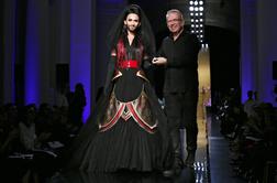 Bradata Conchita na Gaultierjevi modni reviji (foto)