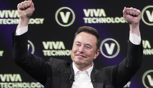 Tesla bi Elonu Musku dala paket delnic v vrednosti 25 milijard evrov