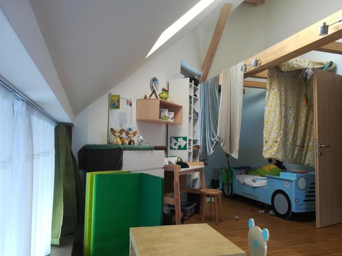 Desna stran otroške sobe, ki bi jo nagrajenka Andreja rada prenovila. | Foto: 
