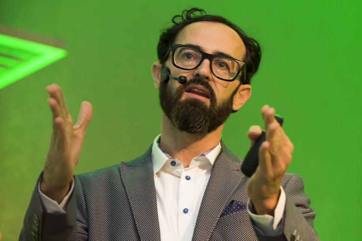 "Delajte čim več napak, da se boste na njih naučili," priporoča podjetnik in predavatelj Niko Slavnič. | Foto: Matej Leskovšek