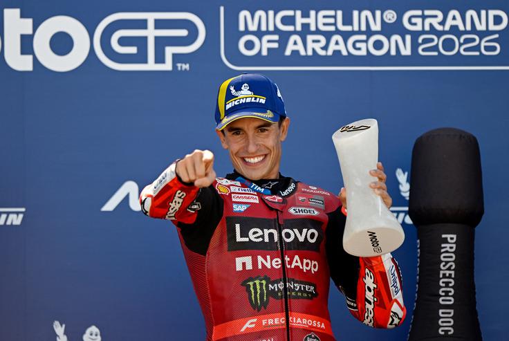 Za vodilnim rojakom Jorgejem Martinom (Aprilia) ima le še 19 točk zaostanka. | Foto: Reuters
