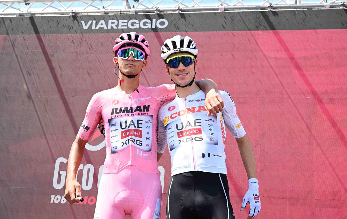Isaac del Toro, Juan Ayuso, Giro 2025 | Je harmonija v ekipi UAE Team Emirates med Juanom Ayusom in Isaacom del Torom samo navidezna? | Foto Guliverimage