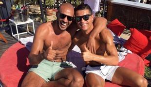 Sta Ronaldo in maroški kickboksar več kot prijatelja? (foto)