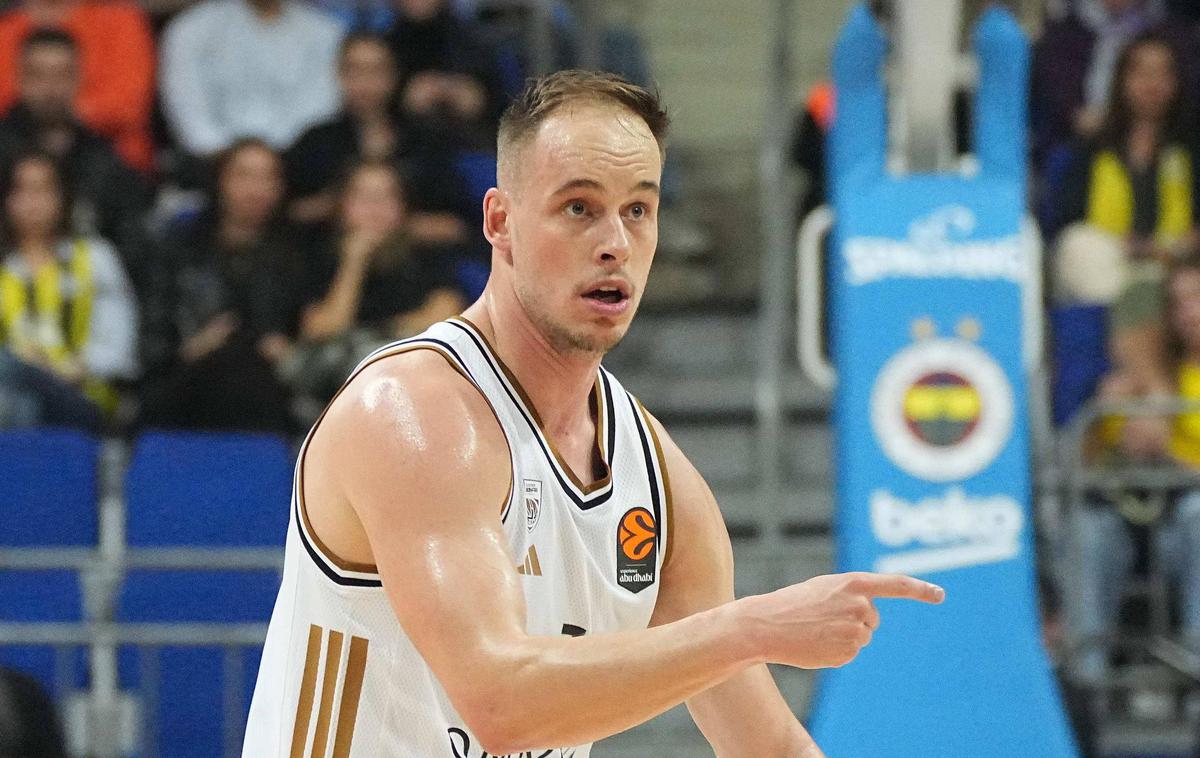 Dubaj Klemen Prepelič | Klemen Prepelič se bo z Dubajem pomeril z nekdanjim klubom, Valencio. | Foto Guliverimage