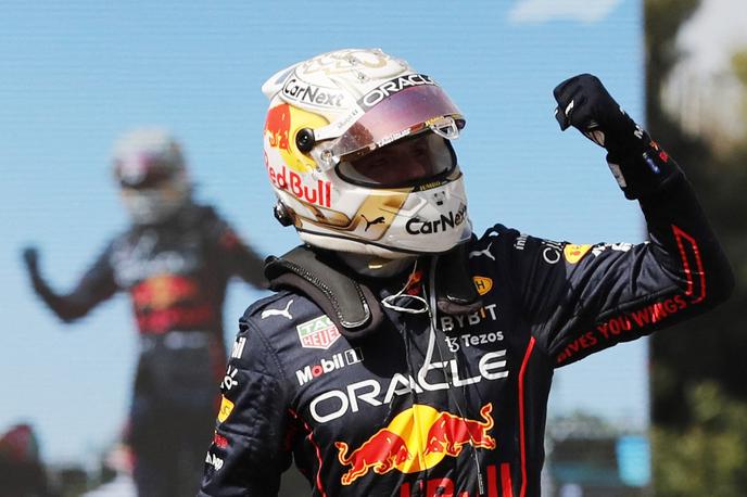 Barcelona Verstappen zmaga | Max Verstappen je bil v desetem krogu v pesku, pa je na koncu vseeno zmagal. | Foto Reuters