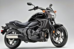 Honda CTX 700 nizkocenovni motocikel za začetnike