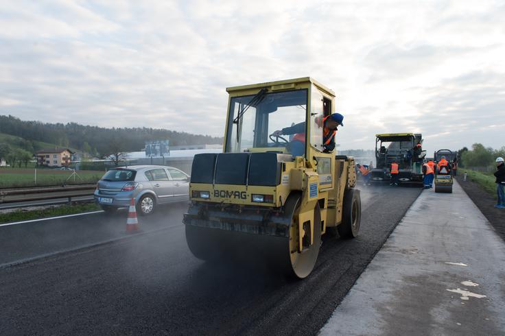 Aprila se začenja popravilo ceste med Šentrupertom in Celjem, kjer sicer ne bo zapore, bo pa zmanjšana hitrost in spremenjena signalizacija.  | Foto: Klemen Korenjak