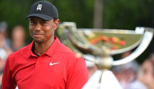 Tiger Woods je bil premeščen v drugo bolnišnico