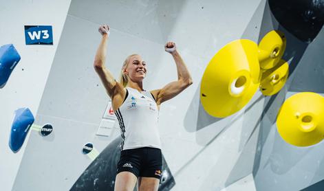 Janja Garnbret do sedmega naslova svetovne prvakinje, z mislimi pa pri žrtvah poplav #video