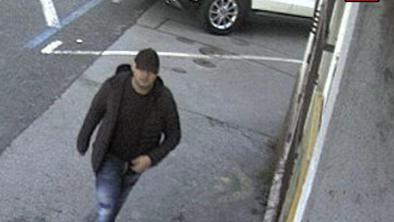 Policisti iščejo tega roparja