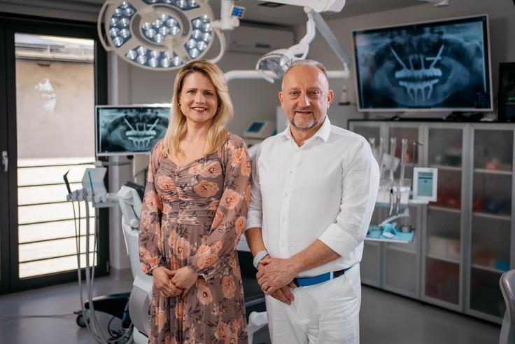Dr. Zdenka Trampuš je v kliniki Ortoimplant DENTAL SPA obiskala tudi Anja Markovič. | Foto: Jan Lukanović