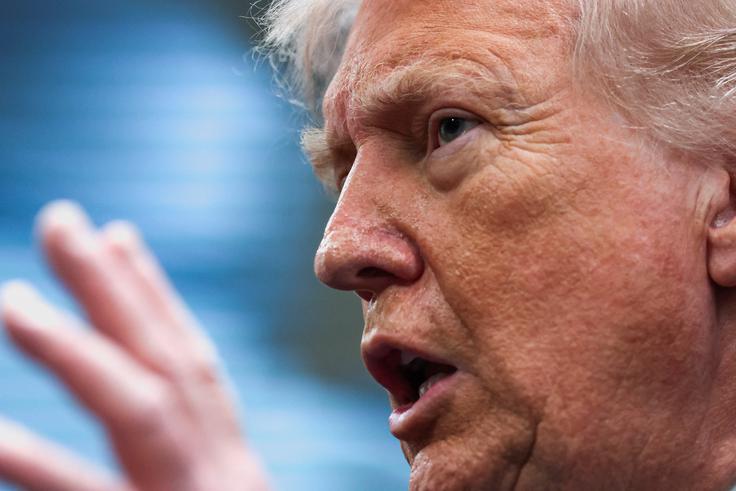 Donald Trump Iranu grozi s peklom. | Foto: Reuters