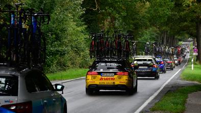 Pretres na Dirki po Romandiji, ekipe so se uprle UCI, ta jih je diskvalificiral