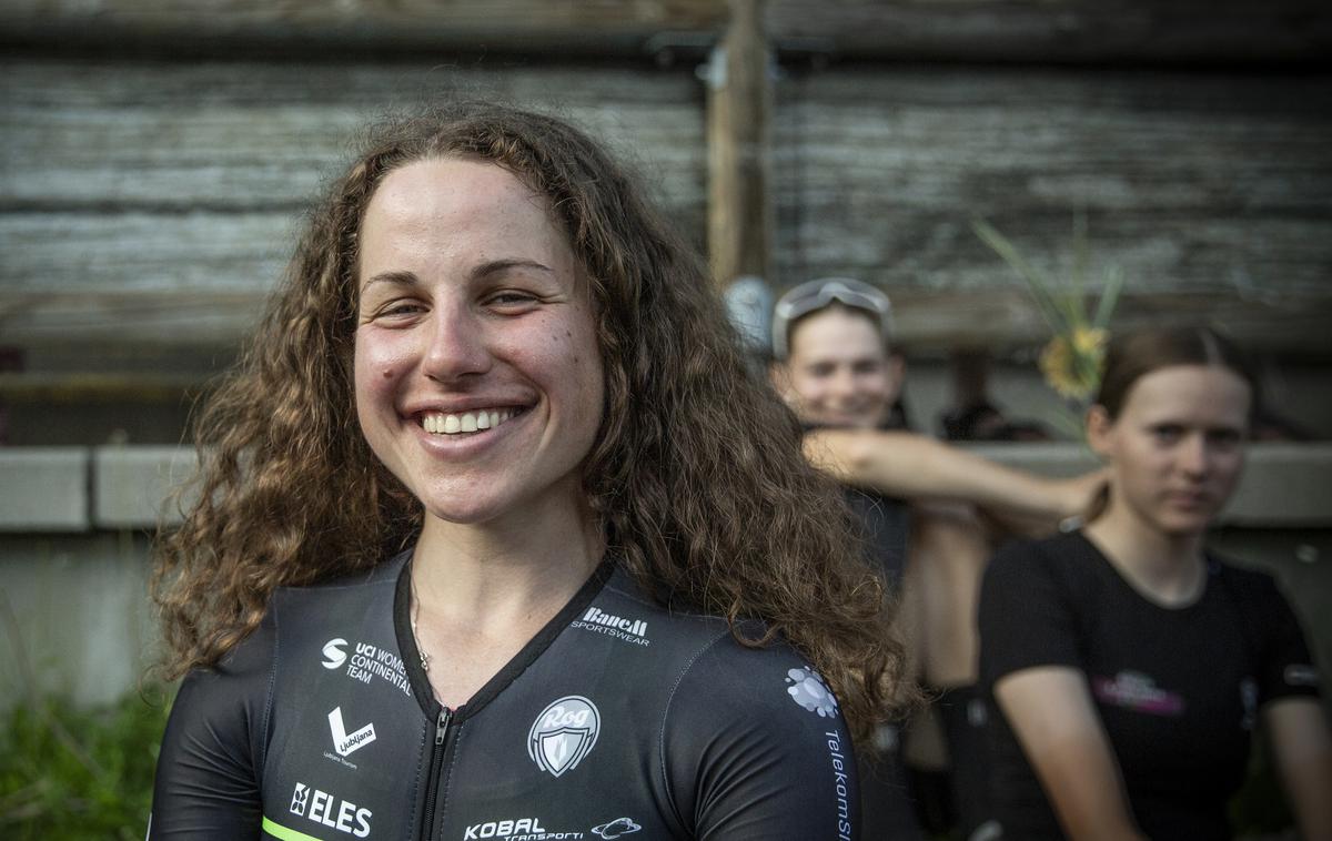 Nika Bobnar | 20-letna Nika Bobnar iz Godešiča pri Škofji Loki skokovito napreduje v kolesarskem svetu.  | Foto Ana Kovač