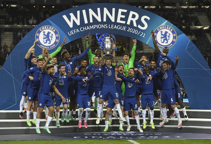 Tako se je konec maja veselil Chelsea. | Foto: Reuters