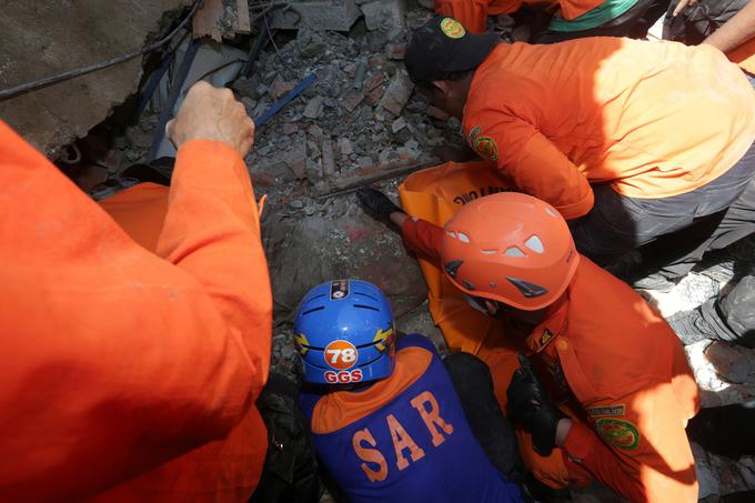 Posledice potresa v Indoneziji | Foto: Reuters