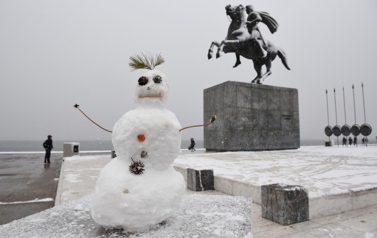 sneg Grčija | Sneg je pobelil tudi dele Grčije.  | Foto Reuters