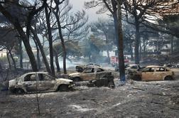 Opustošenje v Omišu: zgoreli avtomobili in hiše, ljudi ostali brez vsega #foto #video