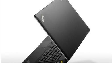 Ocenili smo: Lenovo ThinkPad e530