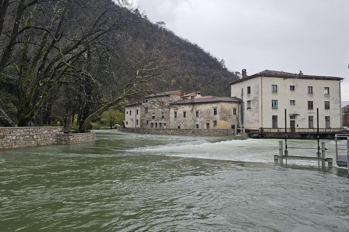 narasla reka Vipava | Foto STA