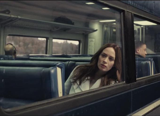 Girl on the train | Foto: 