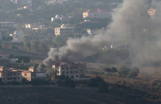 napad na Izrael, Hezbolah, Libanon, dim, ogenj | Foto: Reuters