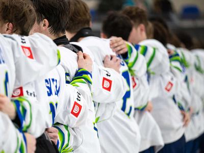 Mladi Slovenci SP zaključujejo proti neporaženim Norvežanom, ki so na poti v elito