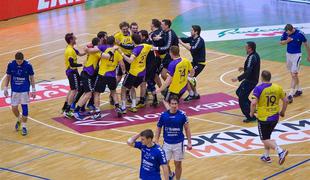 Rokometni klub Sviš, srčni malček v družbi velikana