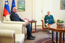Posvetovanja pri predsednici
