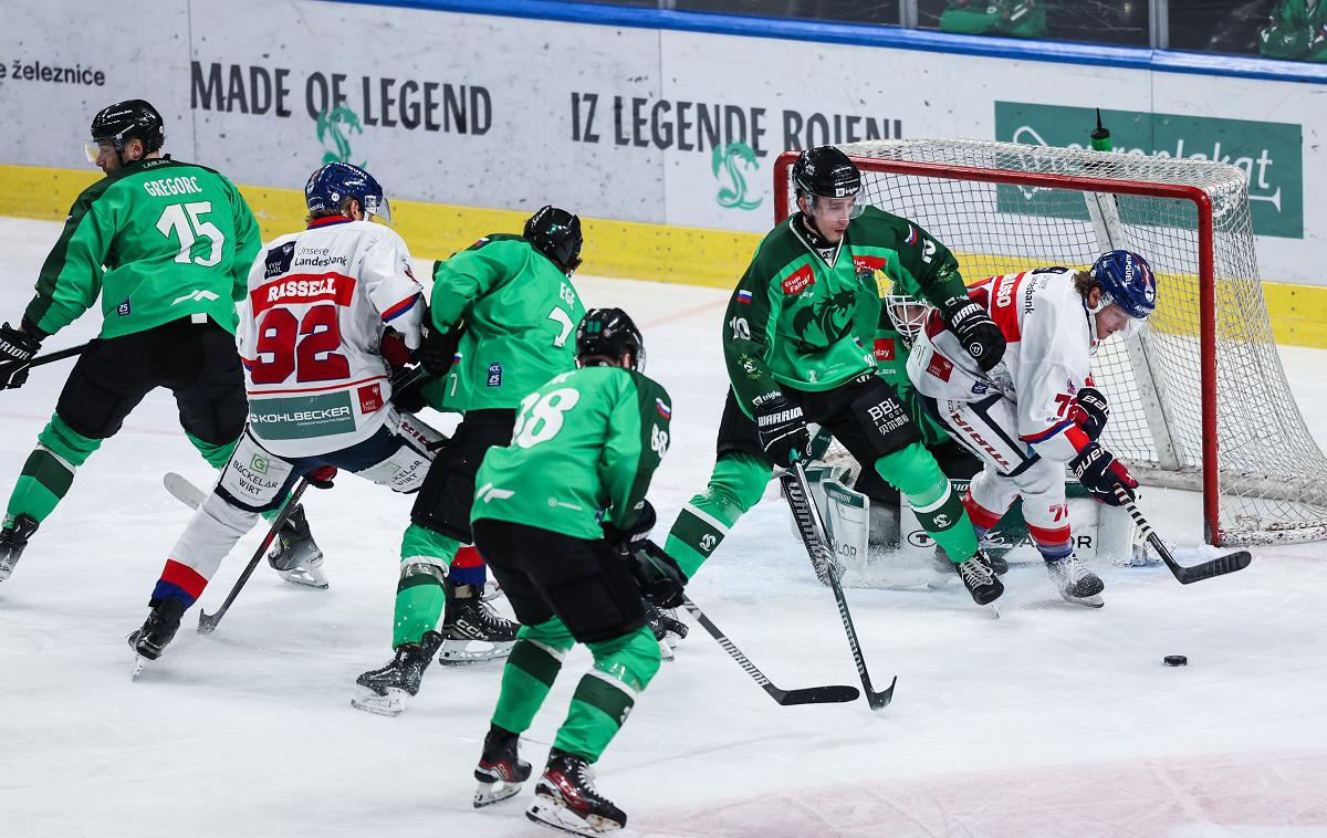 Olimpija Innsbruck hokej | Olimpija bo zvečer gostovala v Innsbrucku, v soboto zvečer pa še pri Pioneers Vorarlberg. | Foto Aleš Fevžer