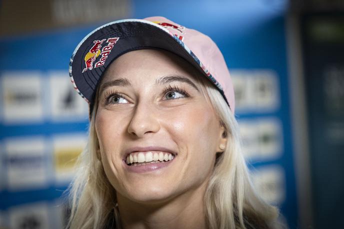 Janja Garnbret | Janja Garnbret je bila v kvalifikacijah znova med najboljšimi. | Foto Ana Kovač