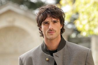 Je to novi James Bond?