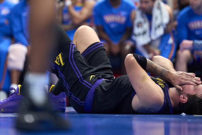 "V najboljšem primeru se bo vrnil čez tri tedne, bolj realno ..."