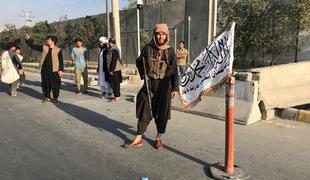Talibanom zamrznili več milijard dolarjev sredstev