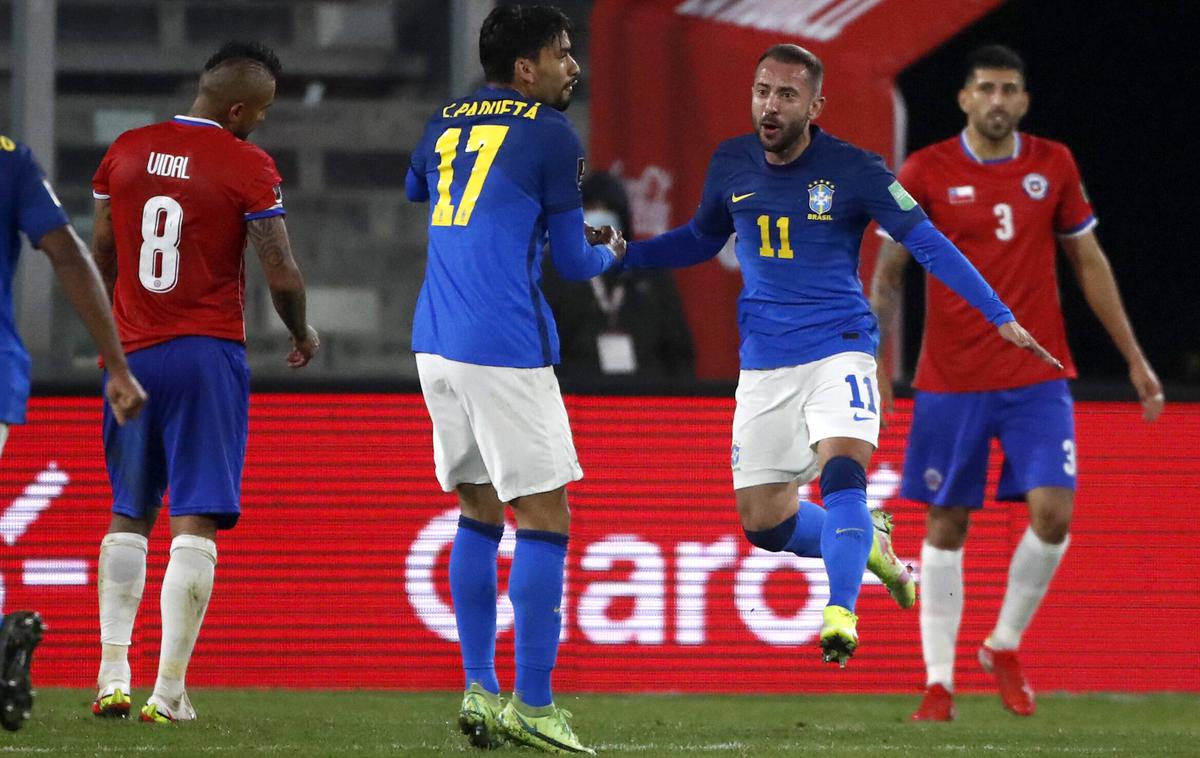Everton Ribeiro, Brazilija | Brazilija je na zahtevnem gostovanju v Čilu zmagala z 1:0 in ohranila stoodstotni izkupiček. | Foto Guliverimage