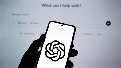 ChatGPT: prihaja ogromna sprememba? Mnogi so zaskrbljeni.