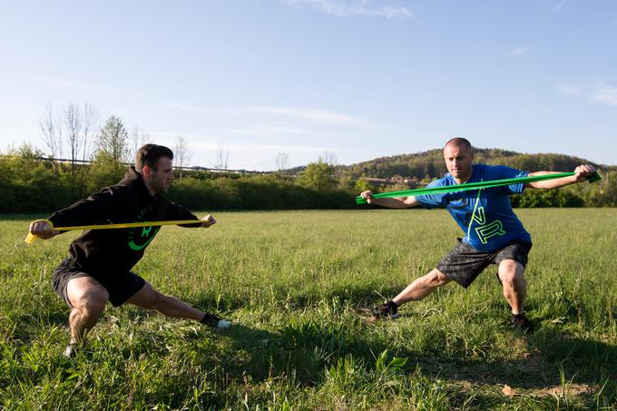 intersport držim obljubo fitnes vstran elastika | Foto: 