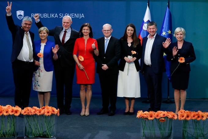 Osem slovenskih poslancev, ki so zmagali na majskih evropskih volitvah.  | Foto: STA ,