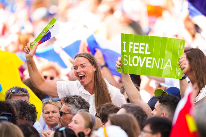 Tina Maze, Pariz 2024 | Za Janjo Garnbret je danes zavzeto navijala še ena slavna Korošica Tina Maze. | Foto www.alesfevzer.com