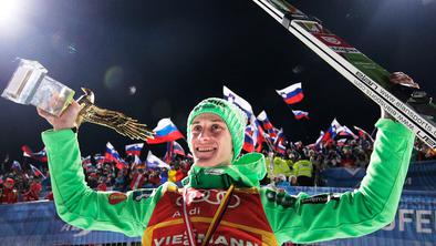 Slovenska skakalca z razlogom med nesmrtnimi