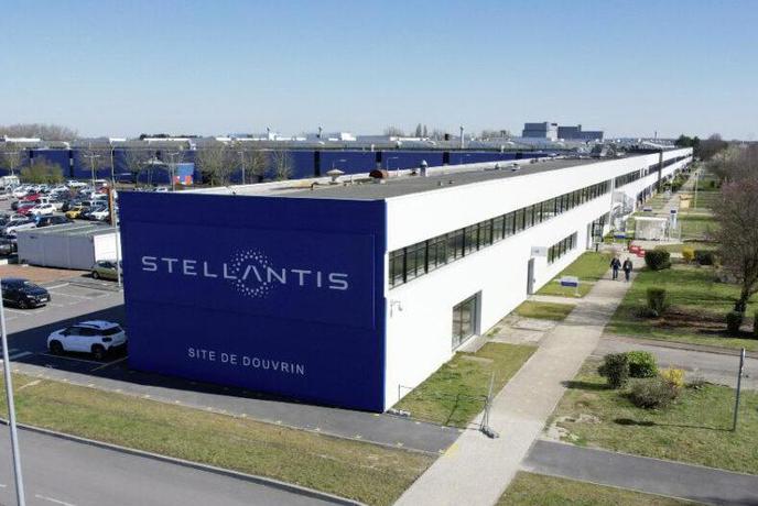 Stellantis po 57 letih zapira eno najpomembnejših tovarn motorjev