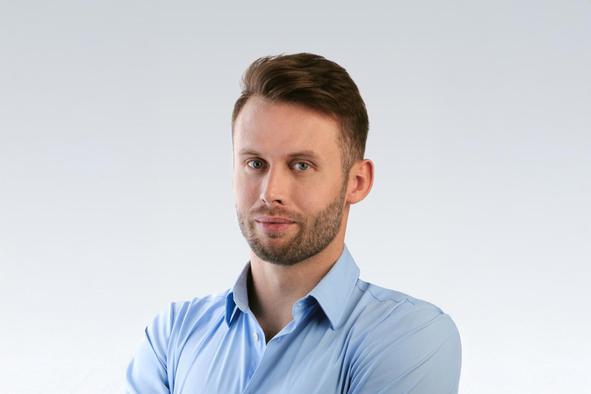 Matevž Petek novi predsednik panoge za deskanje