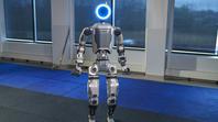Hyundai množično zaposluje robote, ki vas bodo pustili odprtih ust #video