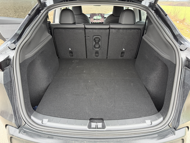 Tesla model Y RWD standard | Foto: Gregor Pavšič