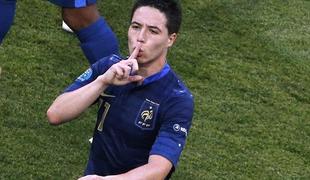 Samir Nasri kaznovan zaradi žaljenja novinarja