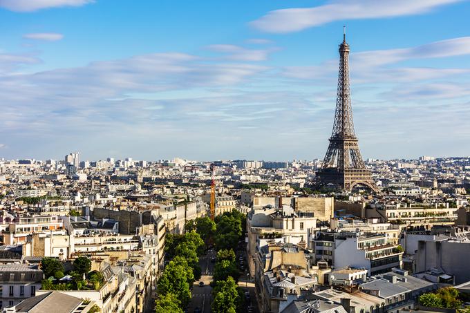Francoska vlada ne more niti upati, da bi s koncesninami za 5G zbrala toliko denarja kot sta zbrali Nemčija in Italija s svojimi dražbami. | Foto: Getty Images