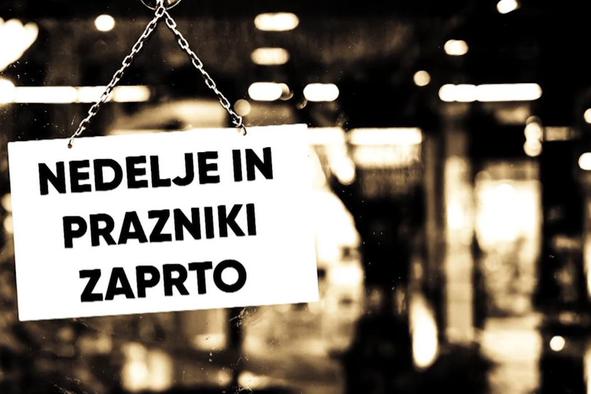 Večina trgovin čez praznike zaprta kar dva dneva